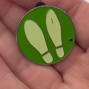 Disney Hidden Mickey Goofy's Feet Walt Disney World Collectible Pin From 2014